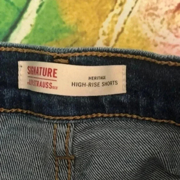 Levi Strauss signature heritage high rise shorts plus size 14 - Picture 2 of 7